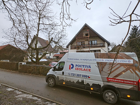 Izolace šikmin střechy rodinného domu na Vysočině